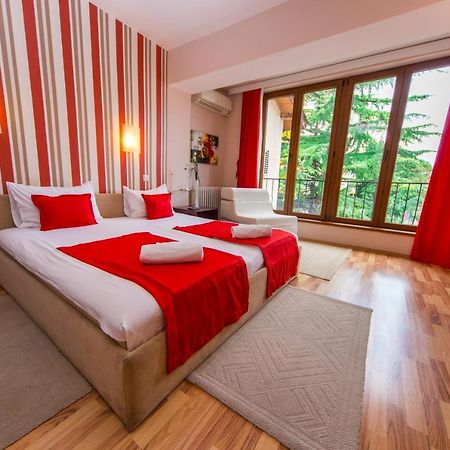 Hotel Pine Skopje Zewnętrze zdjęcie