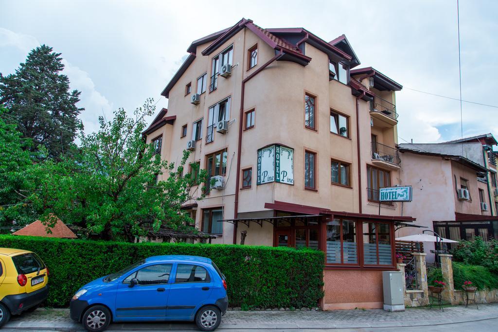 Hotel Pine Skopje Zewnętrze zdjęcie