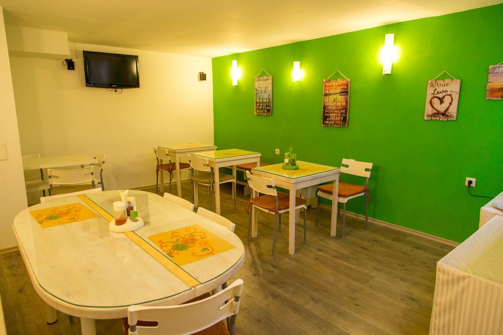 Hotel Pine Skopje Zewnętrze zdjęcie