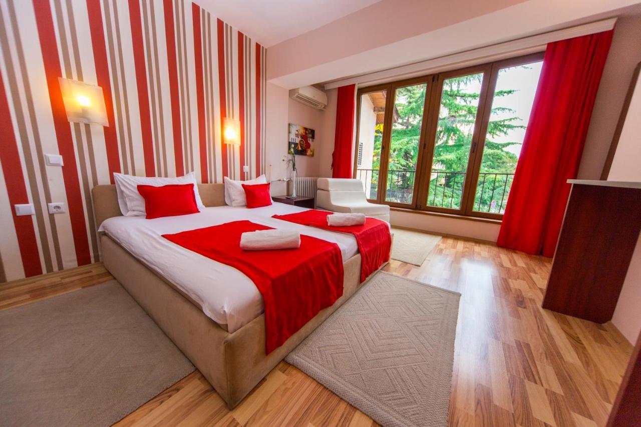 Hotel Pine Skopje Zewnętrze zdjęcie
